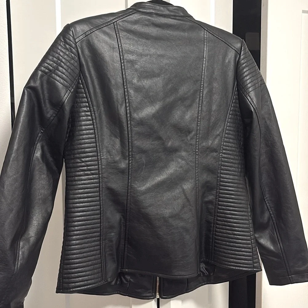 NWT [City Chic] Biker Moto Black w/ Gold Zip-Up Leather Jacket Coat Women’s 12 - Picture 11 of 15